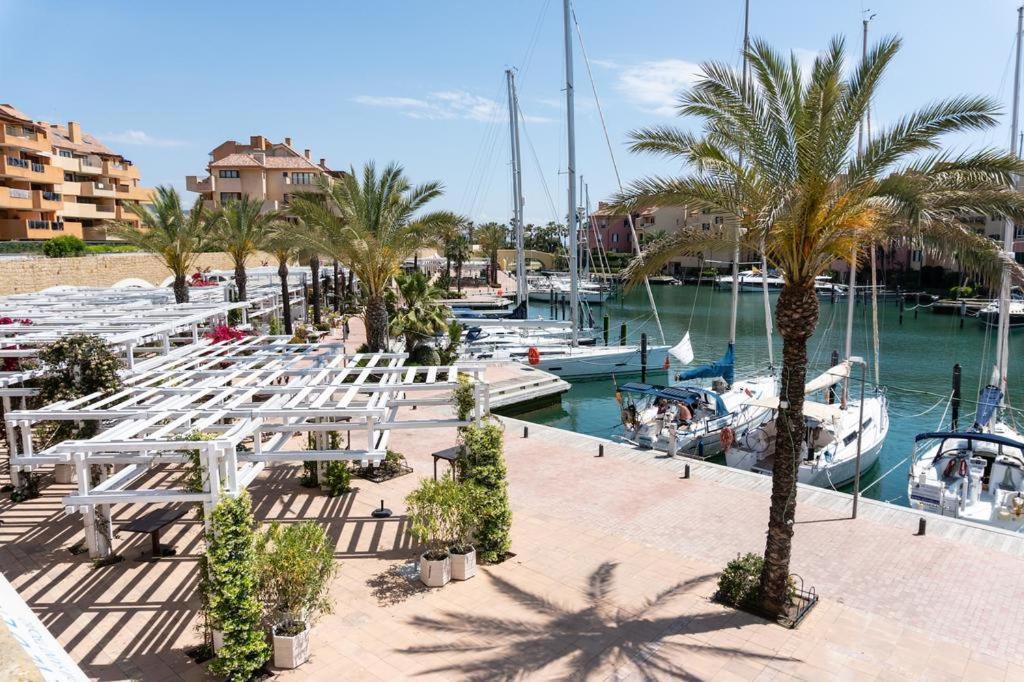 New & Modern Apartment - Marina, Sotogrande Εξωτερικό φωτογραφία